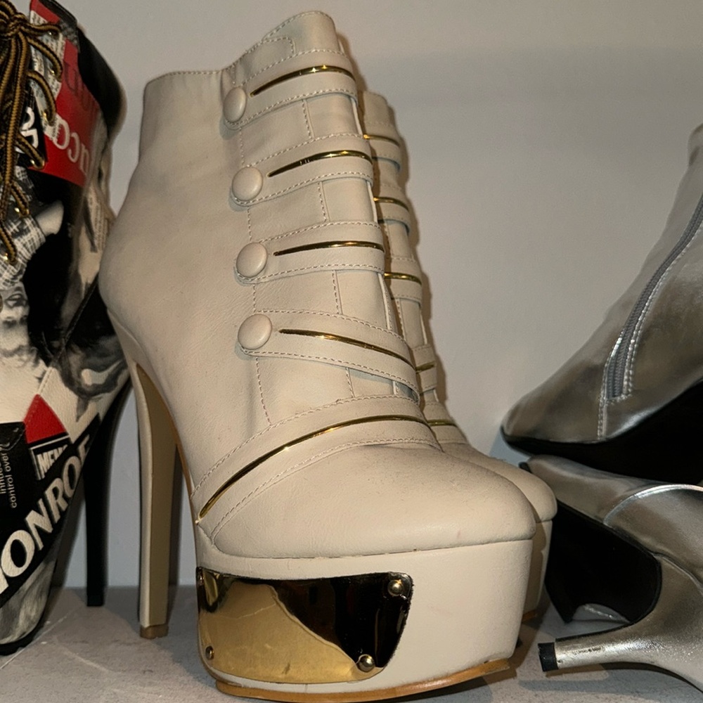 Cream/gold high heel boots